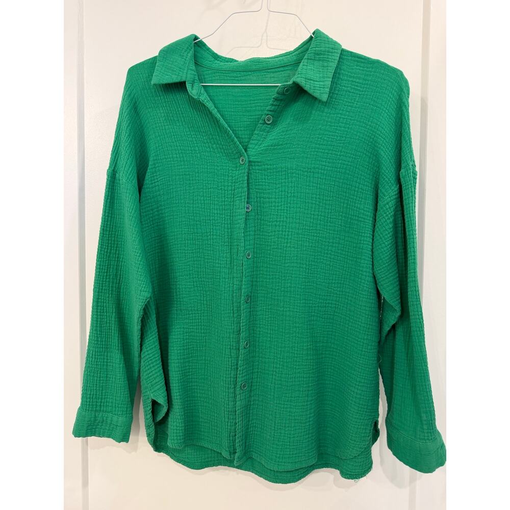 Two piece green set! 100% cotton. Size large - Picture 2 of 7